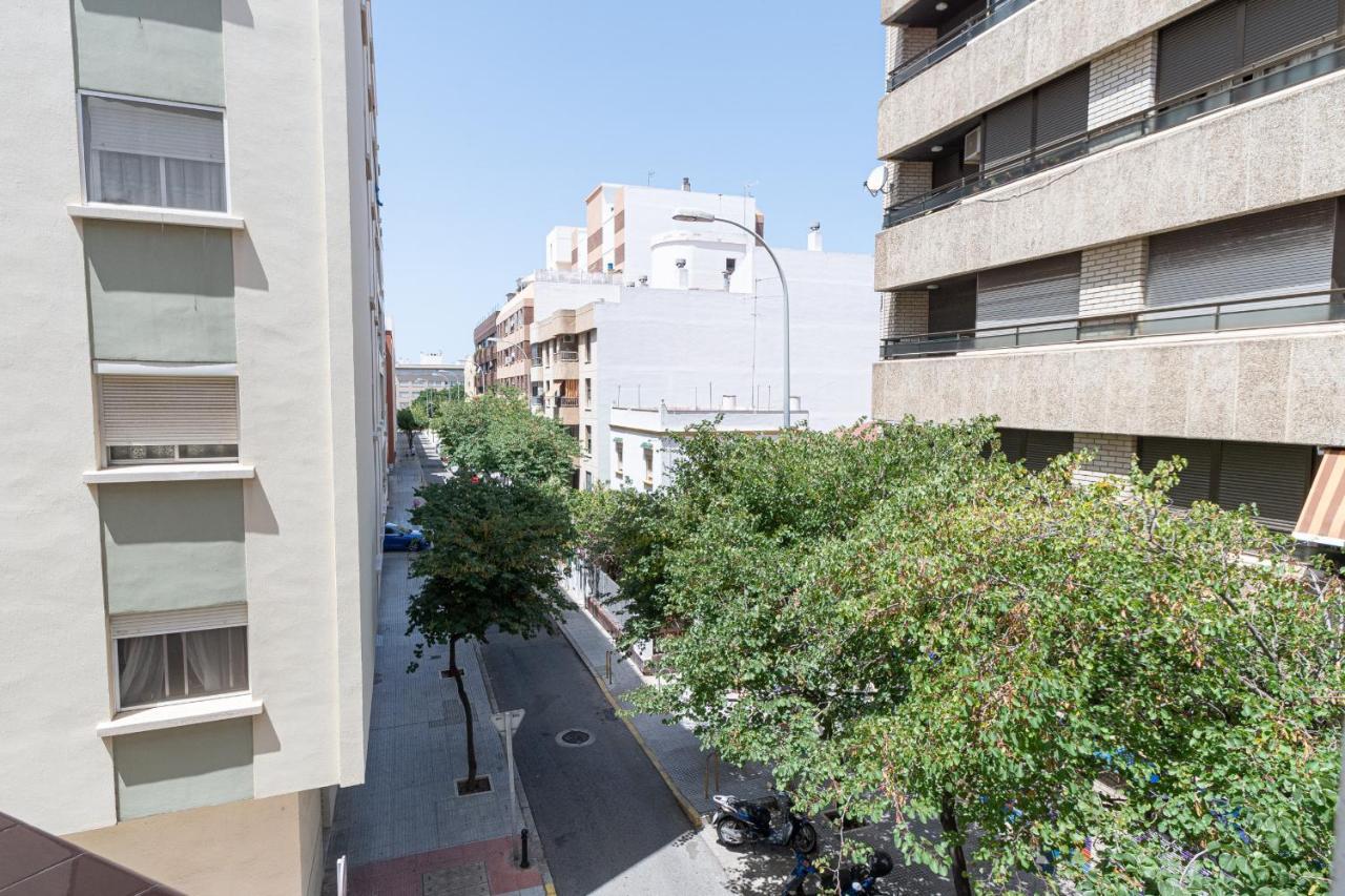 Apartamento Las Jacarandas De Cádiz Buitenkant foto